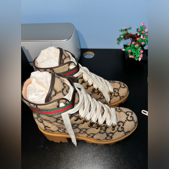 GUCCI WOOL GG ANKLE BOOTS - Picture 11 of 13